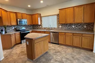 8811 W Nicolet Ave, Glendale, AZ 85305 - Photo 10