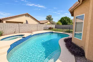 8118 W Harmony Ln, Peoria, AZ 85382 - Photo 12