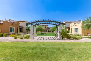 1500 E Wahalla Ln, Phoenix, AZ 85024 - Photo 30