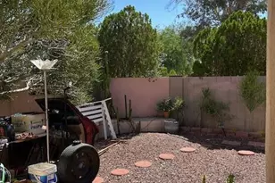 1402 E Wescott Dr, Phoenix, AZ 85024 - Photo 2