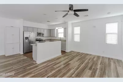 1828 N 77th Glen, Phoenix, AZ 85035 - Photo 6