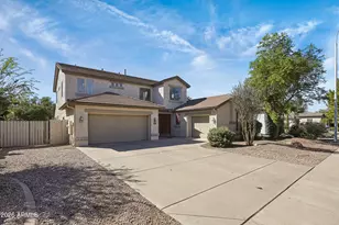 2355 E La Costa Pl, Chandler, AZ 85249 - Photo 2