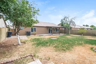 2326 E Devon Ct, Gilbert, AZ 85296 - Photo 16