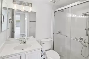 6811 N 78th Ave, Glendale, AZ 85303 - Photo 8