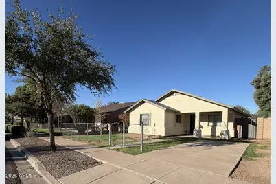 6710 N 55th Avenue, Glendale, AZ 85301 - Photo 2