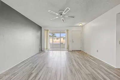 11047 W Fargo Drive W, Sun City, AZ 85351 - Photo 4
