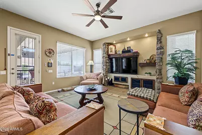 26036 N 42nd Drive, Phoenix, AZ 85083 - Photo 14