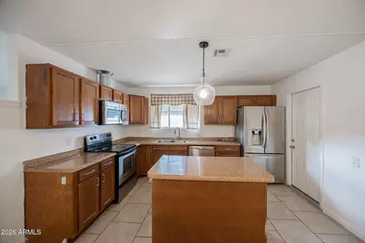 3015 N 43rd Lane, Phoenix, AZ 85031 - Photo 14