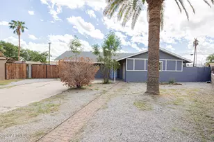 3015 N 43rd Ln, Phoenix, AZ 85031 - Photo 2