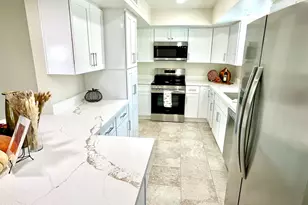 25633 S Ontario Dr, Sun Lakes, AZ 85248 - Photo 12