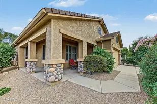 241 W Summit Cir, San Tan Valley, AZ 85143 - Photo 2