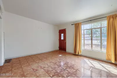 1212 E Winter Drive, Phoenix, AZ 85020 - Photo 2