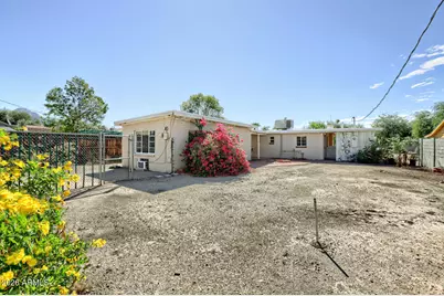 1212 E Winter Drive, Phoenix, AZ 85020 - Photo 12