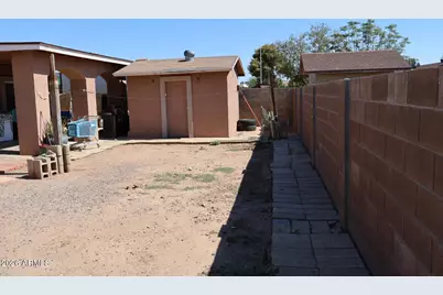 6339 W Osborn Road, Phoenix, AZ 85033 - Photo 10