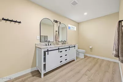 7719 N 17th Avenue, Phoenix, AZ 85021 - Photo 16