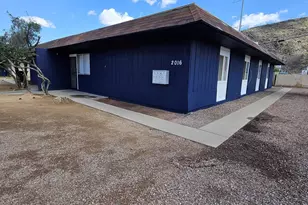 2016 W Cactus Rd, Phoenix, AZ 85029 - Photo 2