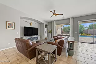6717 S Crestview Dr, Gilbert, AZ 85298 - Photo 6