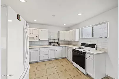 3402 W Solano Drive S, Phoenix, AZ 85017 - Photo 12