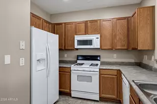 44 S Greenfield Rd, Mesa, AZ 85206 - Photo 10