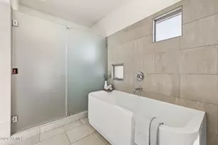 5568 N 12th St, Phoenix, AZ 85014 - Photo 22