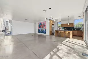 5568 N 12th St, Phoenix, AZ 85014 - Photo 8