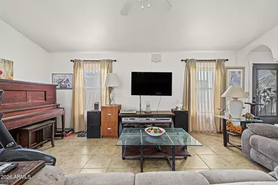 11560 W Olive Drive, Avondale, AZ 85392 - Photo 8