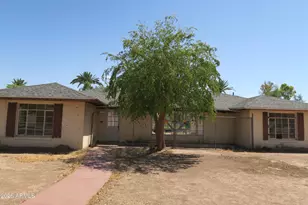 1307 W Edgemont Ave, Phoenix, AZ 85007 - Photo 1