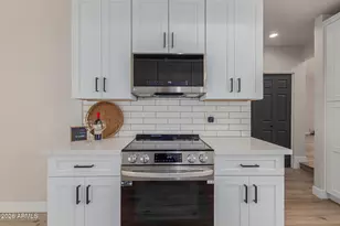 3225 E Briarwood Terrace, Phoenix, AZ 85048 - Photo 12