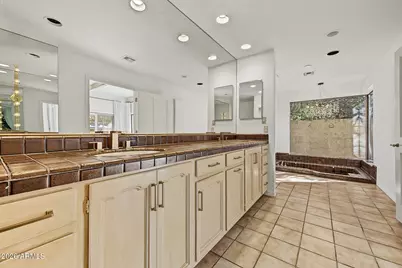 6301 E Naumann Drive, Paradise Valley, AZ 85253 - Photo 22
