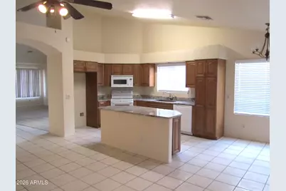 6702 N 89th Avenue, Glendale, AZ 85305 - Photo 8