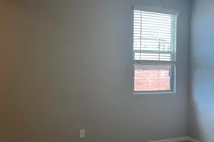 2785 S Betty St, Gilbert, AZ 85295 - Photo 4