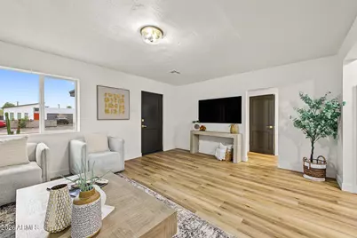 1006 E Weldon Avenue, Phoenix, AZ 85014 - Photo 4