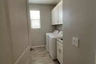 2763 S Betty St, Gilbert, AZ 85295 - Photo 12