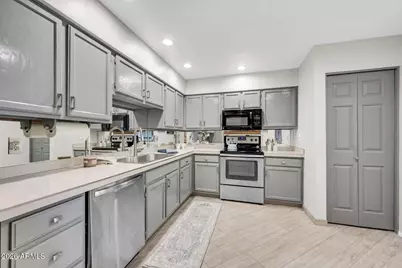 9115 E Purdue Avenue #213, Scottsdale, AZ 85258 - Photo 8