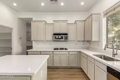 3771 E Leo Place, Chandler, AZ 85249 - Photo 10