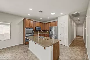 17848 W Ivy Ln, Surprise, AZ 85388 - Photo 12
