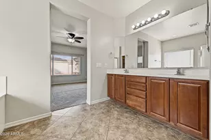 17848 W Ivy Ln, Surprise, AZ 85388 - Photo 20