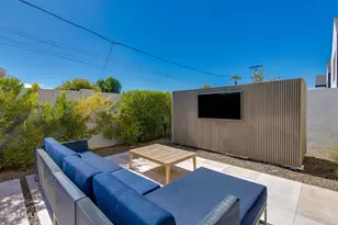 1333 E Pomelo Grove Ln, Phoenix, AZ 85014 - Photo 18