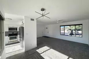 6802 S 44th Pl Pl, Phoenix, AZ 85042 - Photo 4
