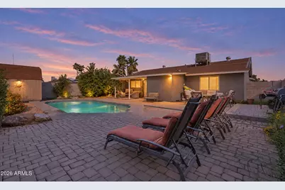 4143 E Burgess Lane, Phoenix, AZ 85042 - Photo 14