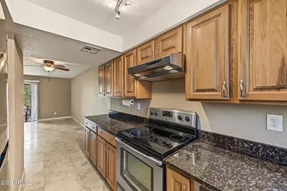 1545 E Sahuaro Drive #14, Phoenix, AZ 85020 - Photo 10