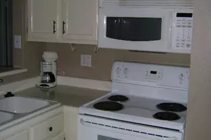 4901 S Calle Los Cerros Dr, Tempe, AZ 85282 - Photo 4