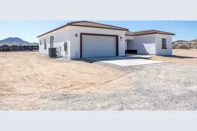 13007 S 218th Avenue, Buckeye, AZ 85326 - Photo 2