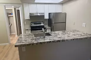 461 W Holmes Ave, Mesa, AZ 85210 - Photo 4