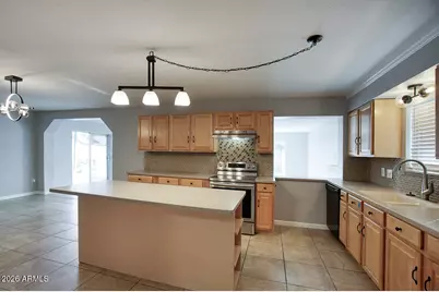 3049 W Sunnyside Drive, Phoenix, AZ 85029 - Photo 6