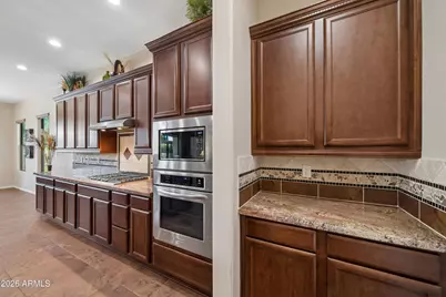20459 W Summit Place, Buckeye, AZ 85396 - Photo 18