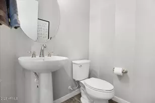 2643 N 49th St, Phoenix, AZ 85008 - Photo 30