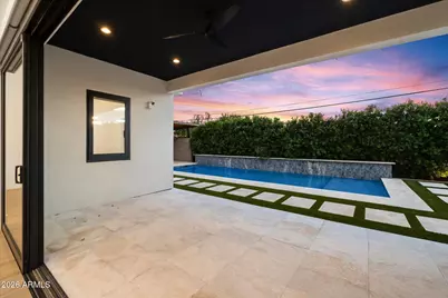 8219 E Rancho Vista Drive, Scottsdale, AZ 85251 - Photo 32