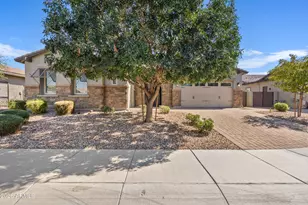 7711 S Barlow Dr, Gilbert, AZ 85298 - Photo 1