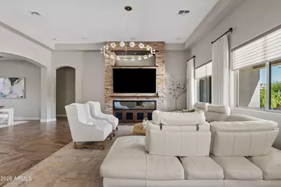 7711 S Barlow Drive, Gilbert, AZ 85298 - Photo 8